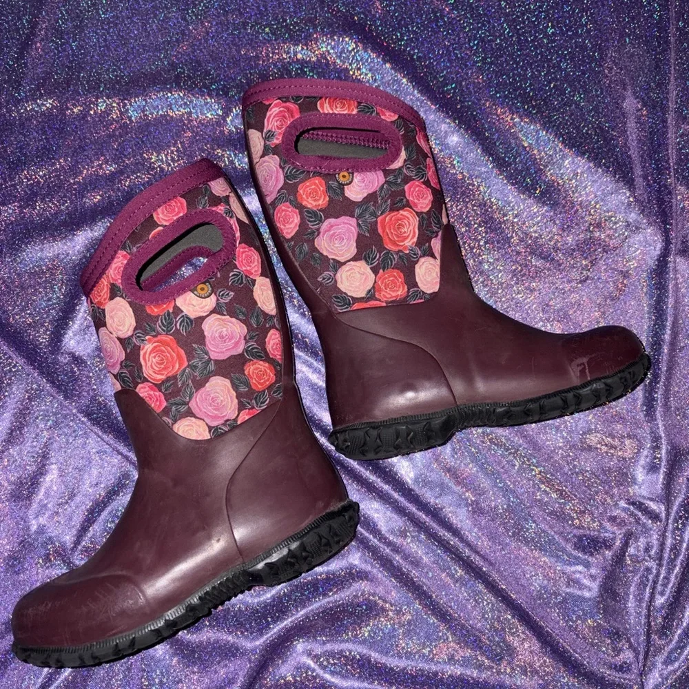 Bogs Floral Rose Print Boots